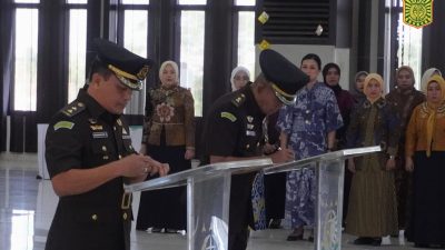 Kajati Kalbar Resmi Lantik Pejabat Baru, Dorong Integritas di Era Digital