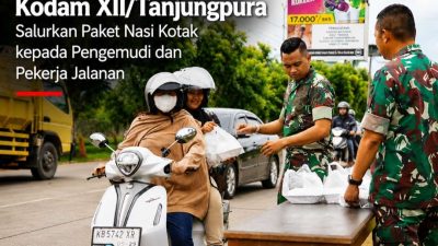 Jum’at Berkah Kodam XII/Tanjungpura Salurkan Paket Nasi Kotak Kepada Pengemudi dan Pekerja Jalanan